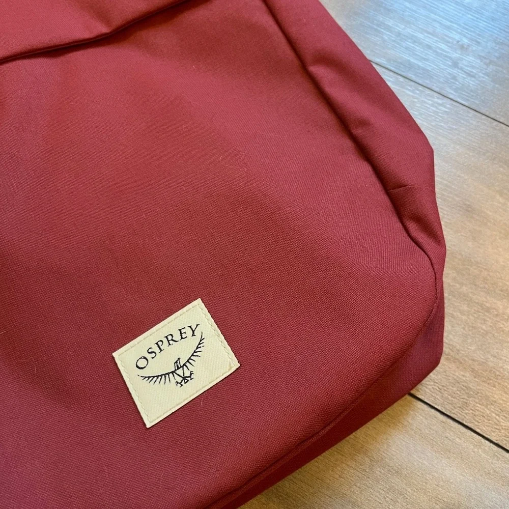 Osprey Arcane Tote Pack Burgundy Red Backpack Shoulder Bag‎ Laptop Sleeve Tote